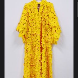 La Vie style house Golden Yellow 3D Floral Lace
